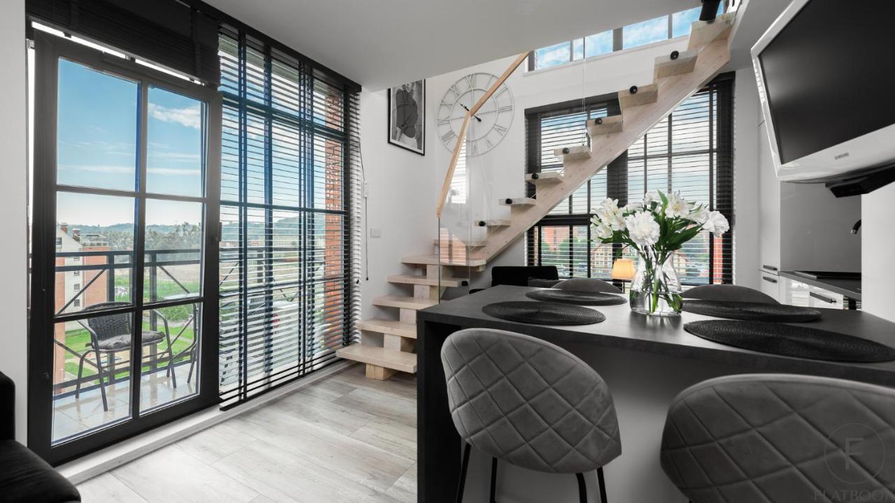 Flatbook - City Center Spa Apartments Dwie Motlawy Gdańsk Buitenkant foto